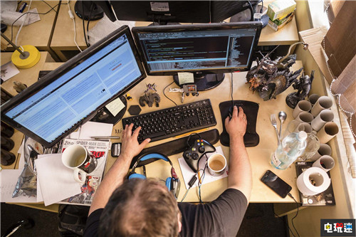 《黎明杀机》老总称加班不可取 工作与生活要分得开 加班文化 黎明杀机 电玩迷资讯  第3张