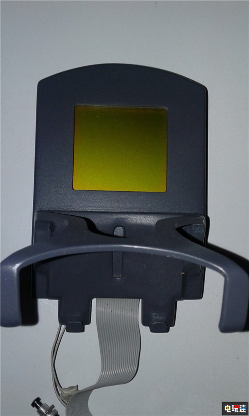 玩家晒N64未公开手柄外设 小屏幕好似DC的VMU VMU Dreamcast 手柄 DC N64 任天堂 任天堂SWITCH  第4张