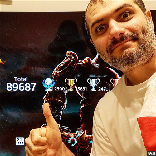 PS白金肝帝Hakoom达成2500个白金奖杯 Hakoom 索尼 成就 白金 PS4 索尼PS  第1张