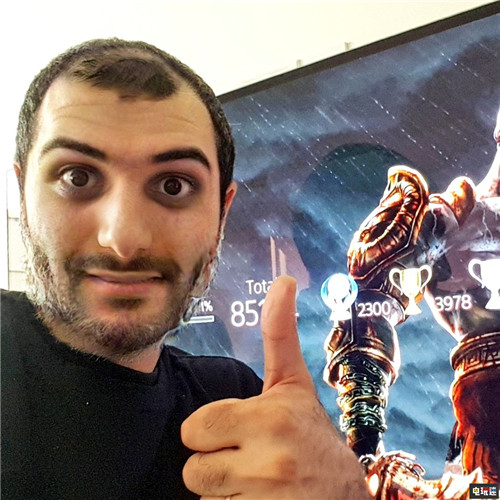 PS白金肝帝Hakoom达成2500个白金奖杯 Hakoom 索尼 成就 白金 PS4 索尼PS  第3张