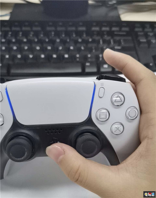 玩家曝光PS5手柄电池容量为PS4手柄1.5倍 索尼 手柄 DualSense PS5 索尼PS  第1张