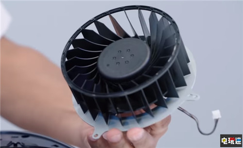 索尼或将于夏季解锁PS5的M.2硬盘扩展接口 SSD M.2 PS5 索尼 索尼PS  第3张