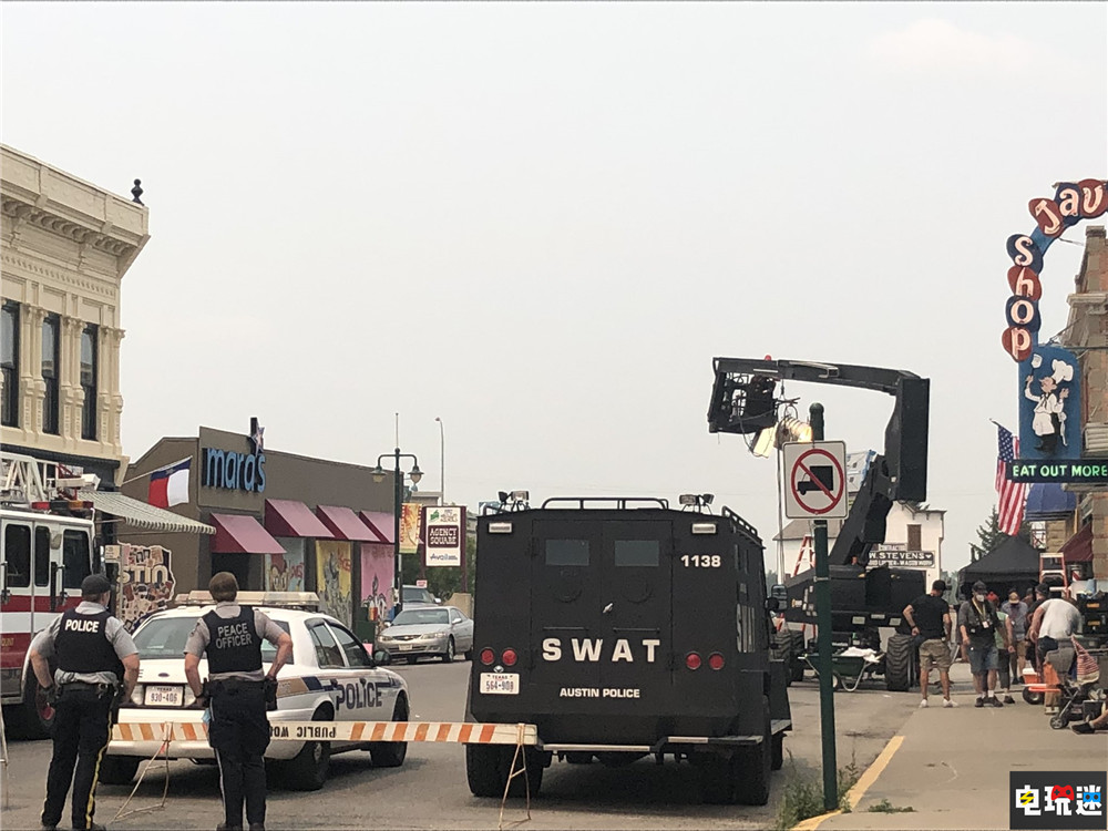 《最后生还者》游戏改编电视剧拍摄中 加拿大小镇改成美国风  索尼PS  第3张