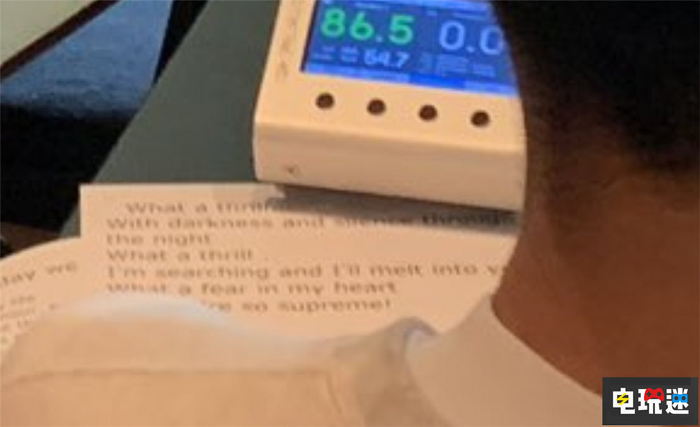 《合金装备3》“爬梯”主题曲重录 重制有戏？ 单机游戏 科乐美 Snake Eater 食蛇者 合金装备3 电玩迷资讯  第3张