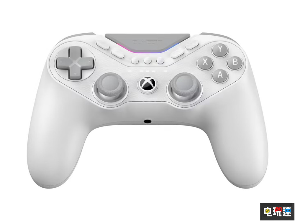 盖世小鸡推出微软XBOX授权九尾狐/九尾狐8K有线手柄