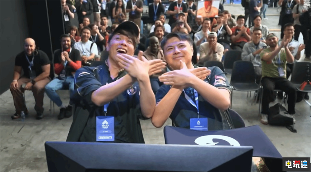 小孩夺得EVO France 2026《拳皇15》项目冠军